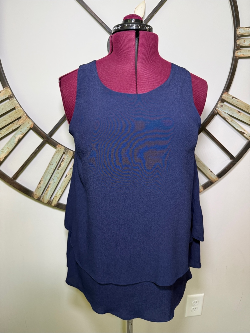 Jella C. Dark navy !Women's Navy Layered Sleeveless Tank Top